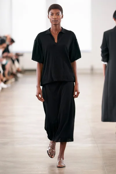 Look 4